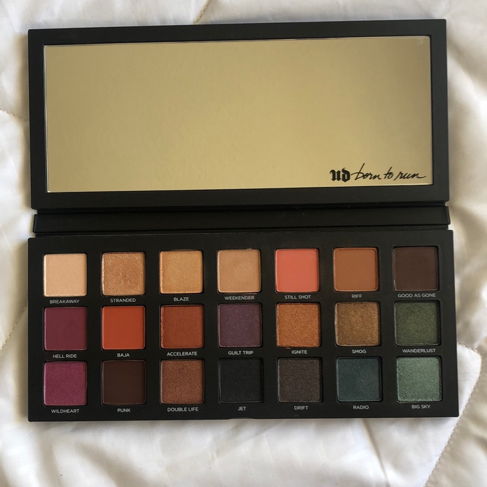 Urban Decay Born to Run Eyeshadow Palette